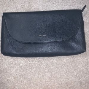 Matt & Nat clutch 🌟